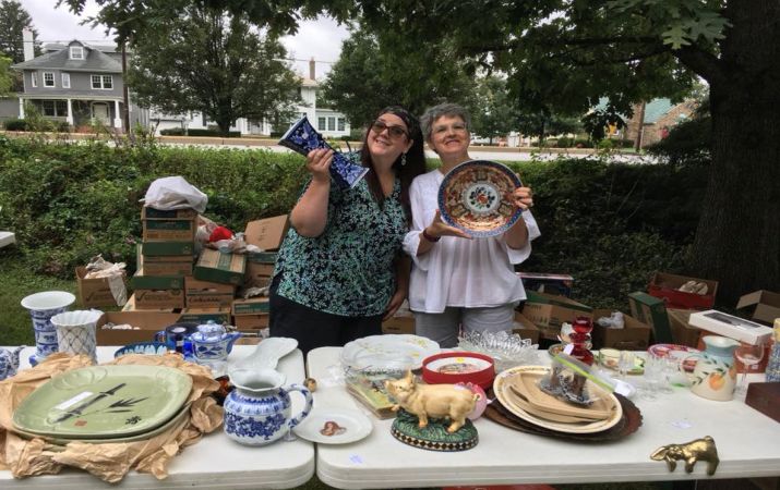 FLEA MARKET